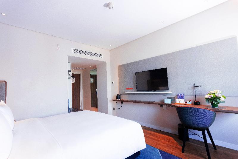 Holiday Inn Express Tianshui City Center image