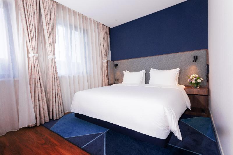 Holiday Inn Express Tianshui City Center image