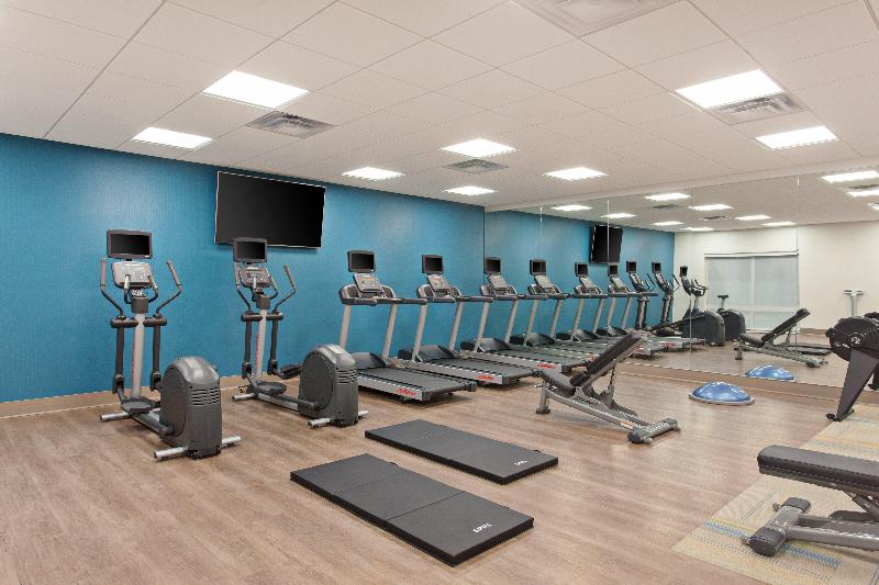 Holiday Inn Express & Suites Moses Lake image