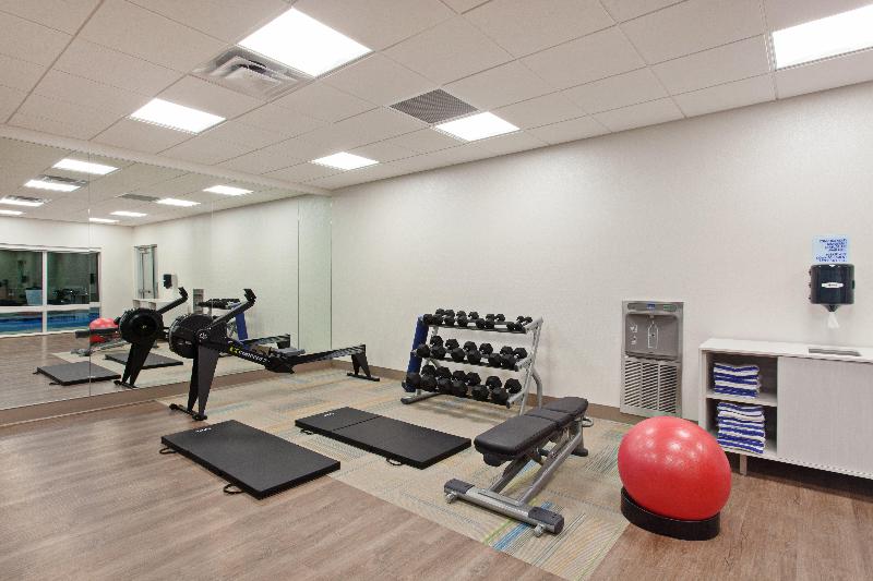 Holiday Inn Express & Suites Moses Lake image