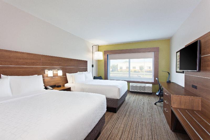 Holiday Inn Express & Suites Moses Lake image