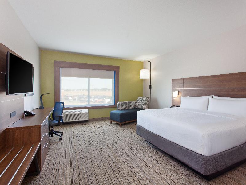 Holiday Inn Express & Suites Moses Lake image
