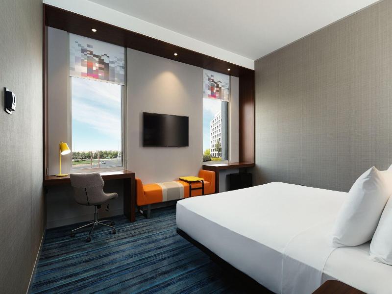 Aloft Dubai South image