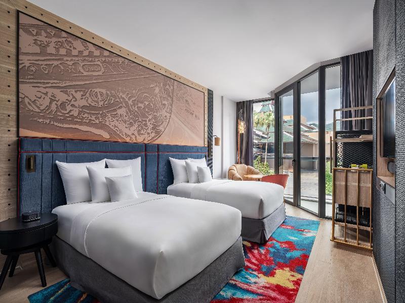Hotel Indigo Phuket Patong image