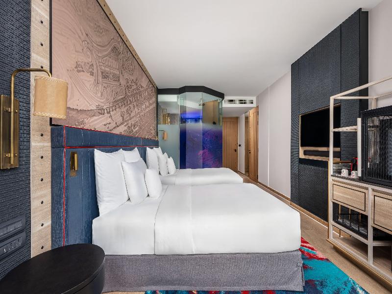 Hotel Indigo Phuket Patong image