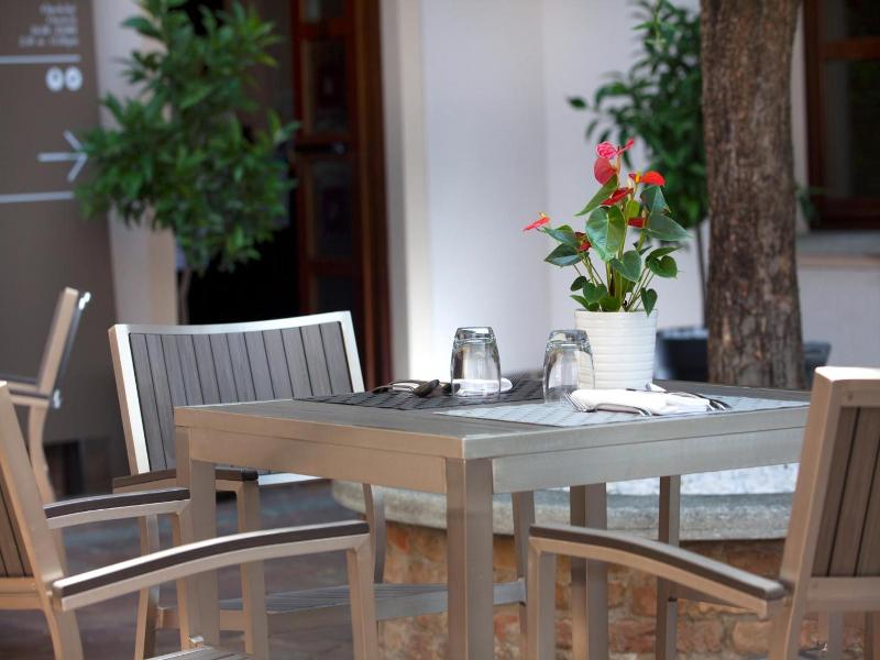 Le Torri Hotel image