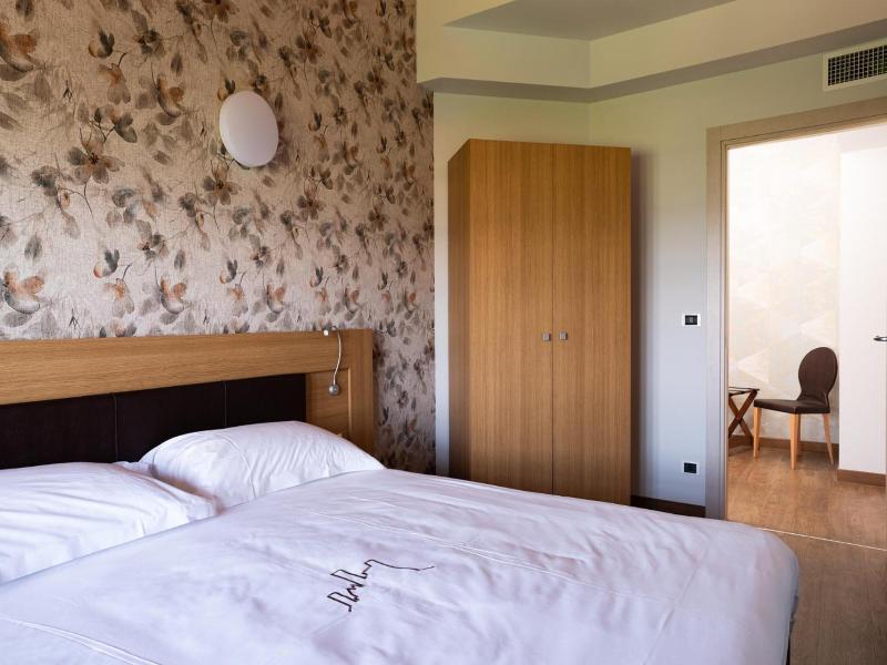 Le Torri Hotel image