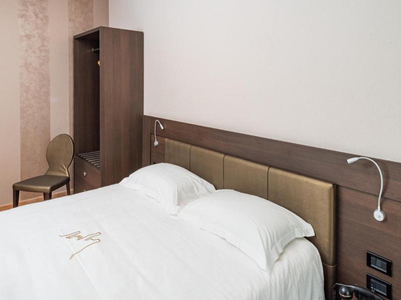 Le Torri Hotel image