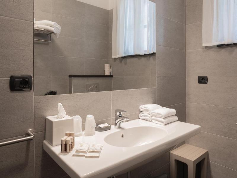 Le Torri Hotel image