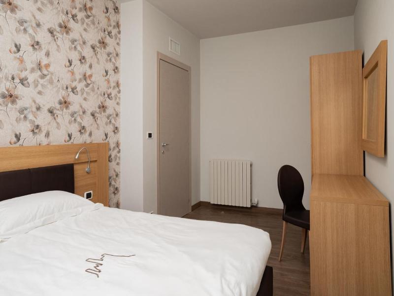 Le Torri Hotel image