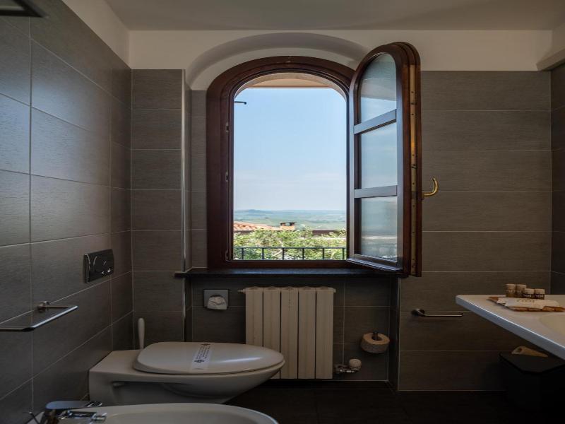 Le Torri Hotel image
