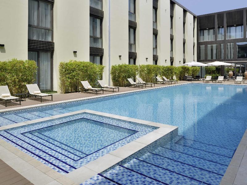 Movenpick Hotel Tahlia Jeddah image