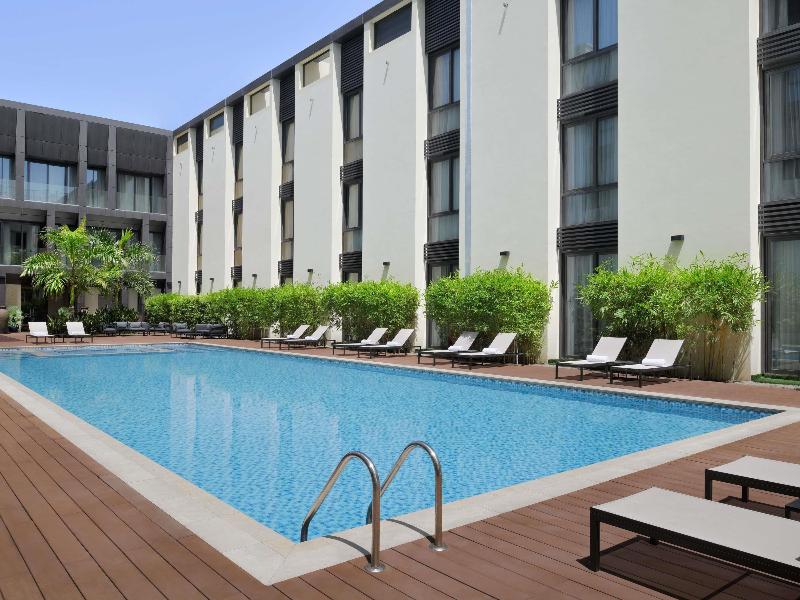 Movenpick Hotel Tahlia Jeddah image