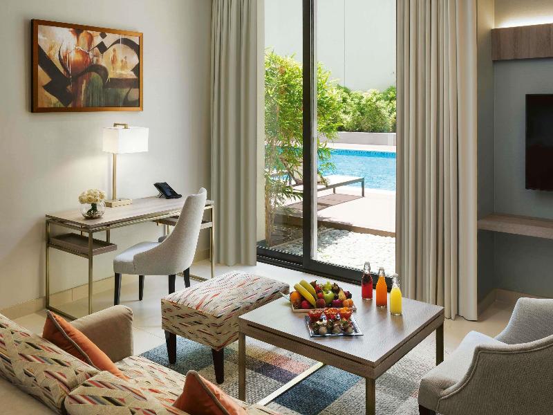 Movenpick Hotel Tahlia Jeddah image