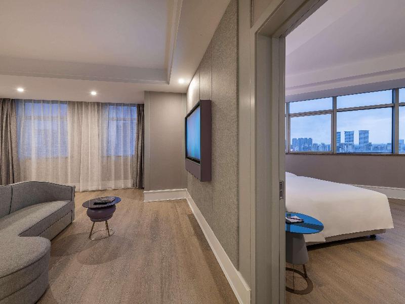 Mercure Nanjing Olympic Centre image