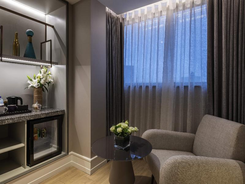 Mercure Shanghai Global Harbor image