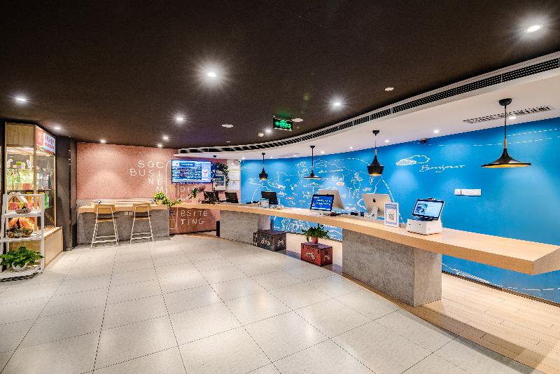Ibis Hotel (Luoyang Government Bao Long Plaza) image