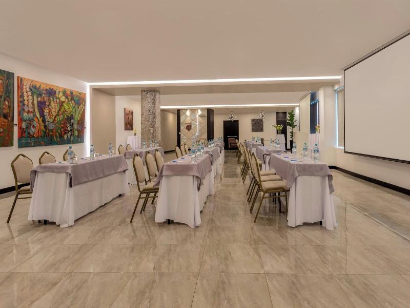 Four Points By Sheraton Cuenca image