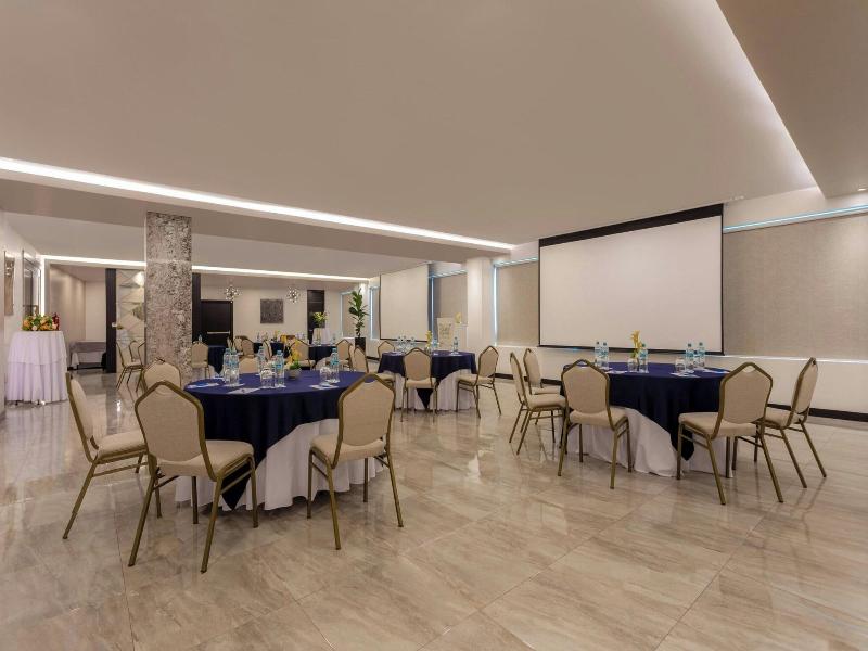 Four Points By Sheraton Cuenca image