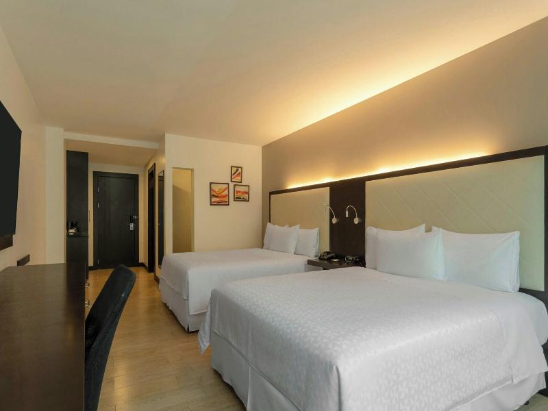 Four Points By Sheraton Cuenca image