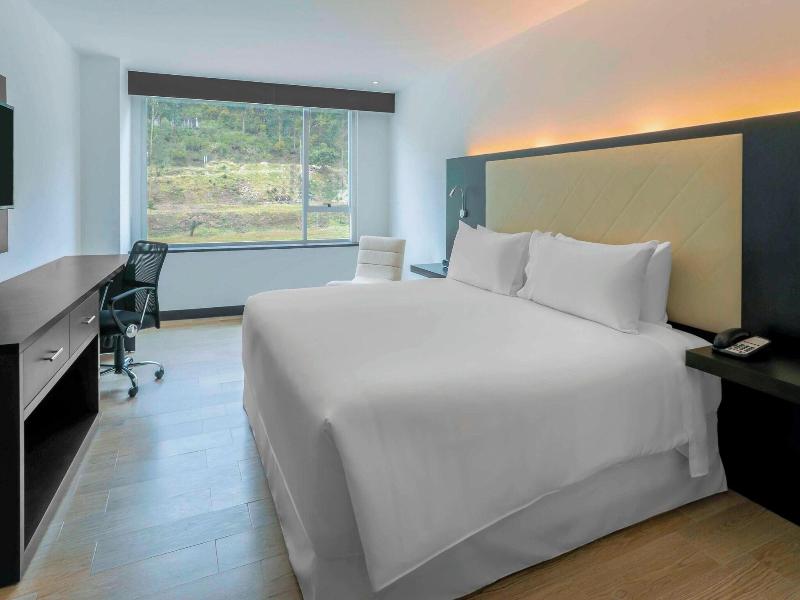 Four Points By Sheraton Cuenca image
