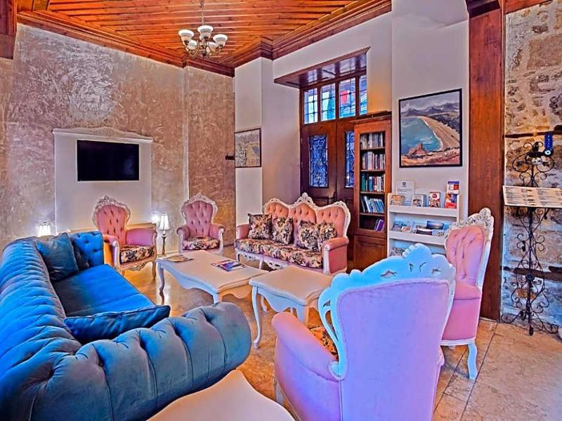 La Paloma Hotel image
