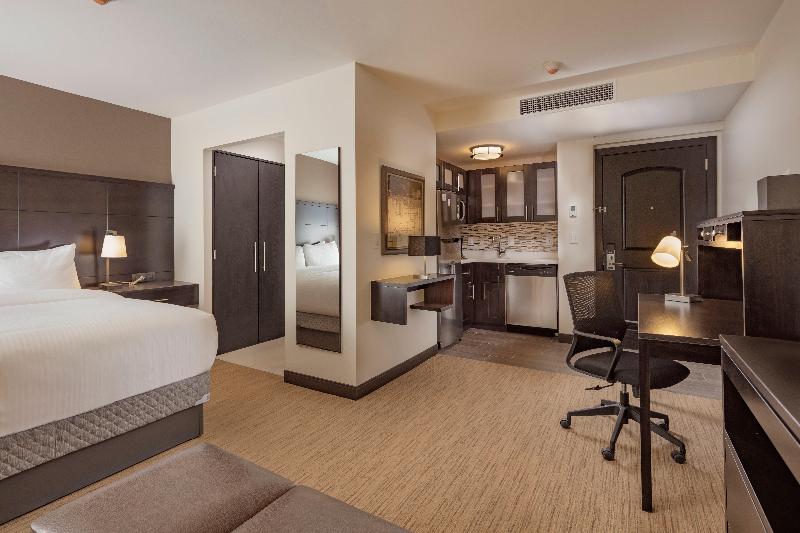 Staybridge Suites Saltillo image