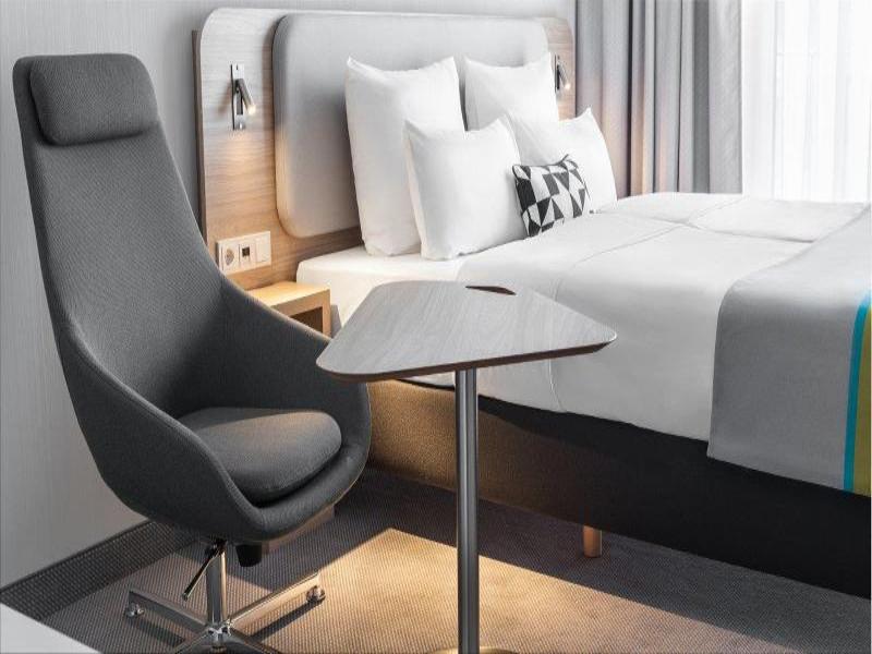 Holiday Inn Express Wuppertal Hauptbahnhof image