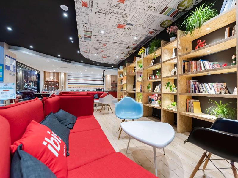 ibis Yixing South Renmin Rd image