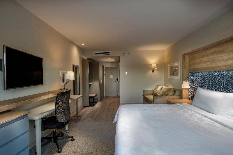 Holiday Inn & Suites Aguascalientes photo 11