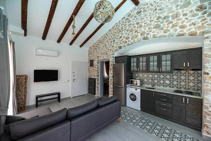 Z Exclusive Hotel & Villas image