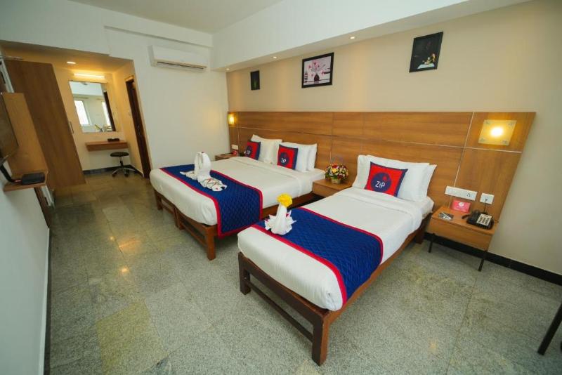 Zip by Spree Hotels Mangala International image