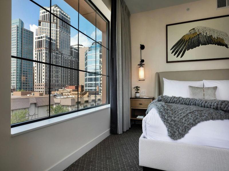 DOUBLE KING SIZE BED — photo 6