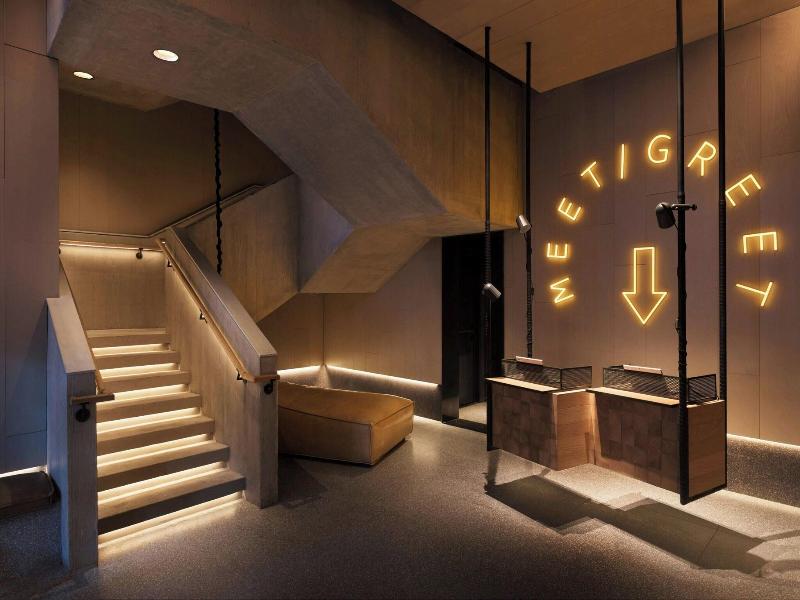 Moxy Nyc Chelsea image