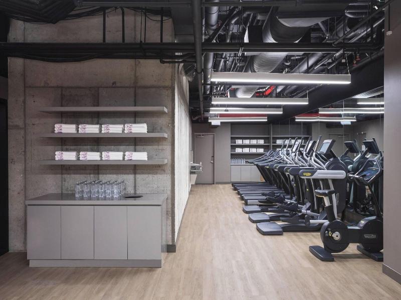 Moxy Nyc Chelsea image