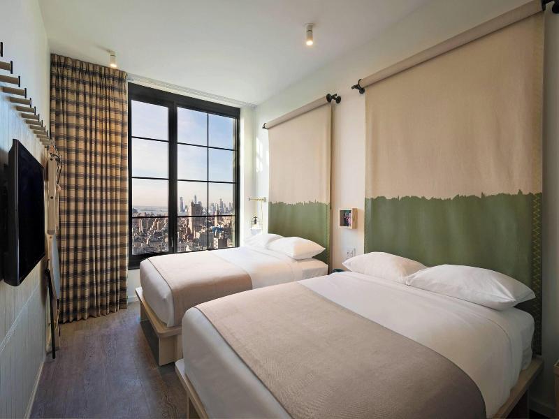 Moxy Nyc Chelsea image