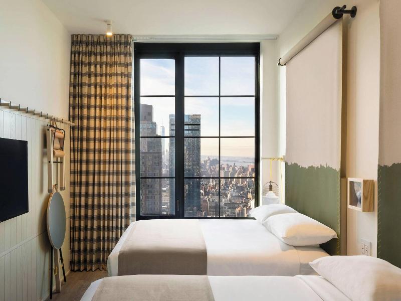 Moxy Nyc Chelsea image