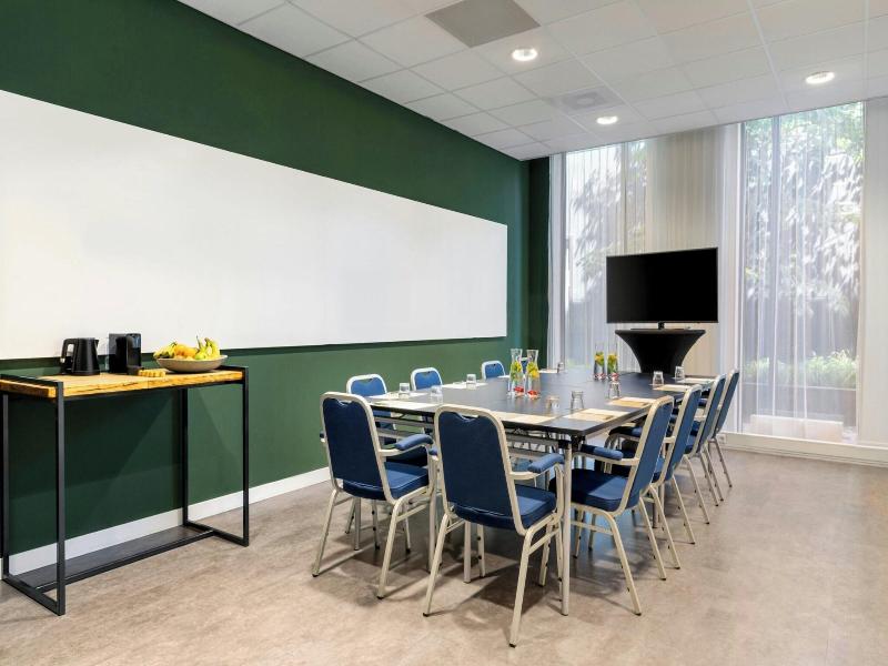 Renaissance Amsterdam Schiphol Airport Hotel image