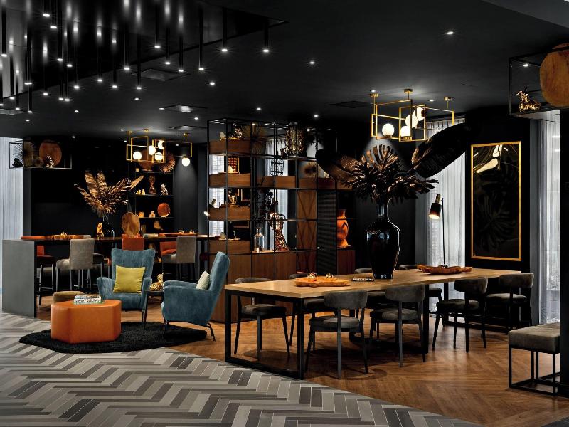 Renaissance Amsterdam Schiphol Airport Hotel image