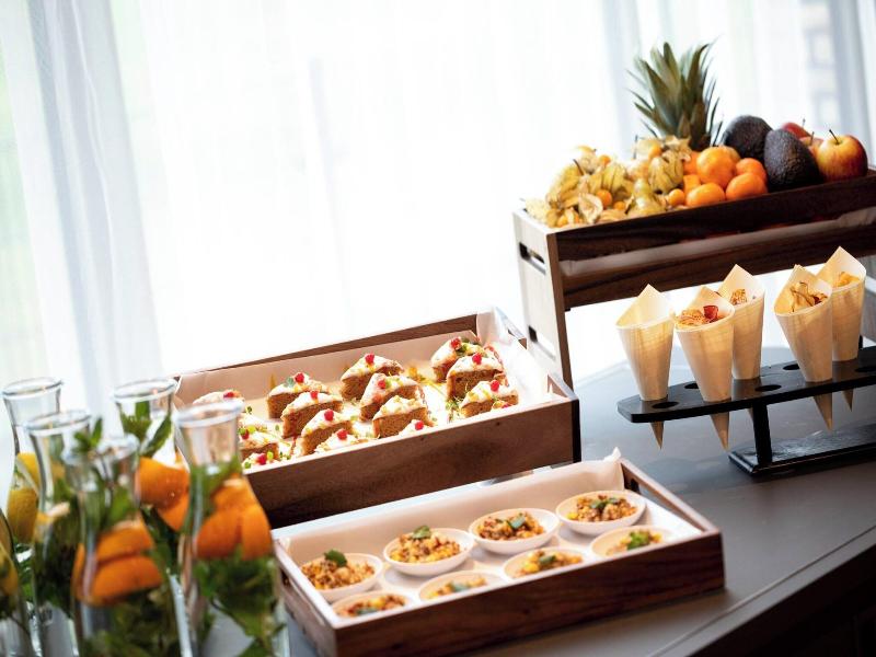 Renaissance Amsterdam Schiphol Airport Hotel image