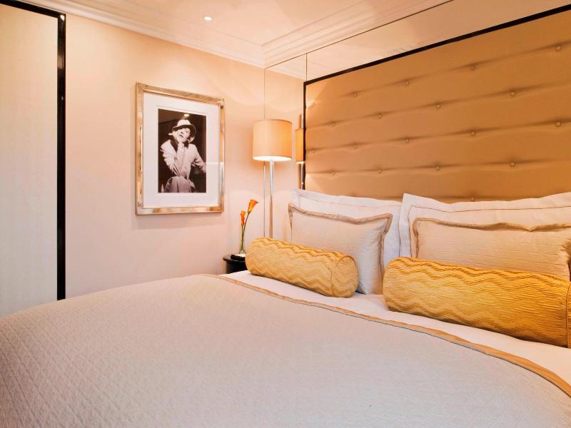 The Wellesley Knightsbridge, A Luxury Collection H image