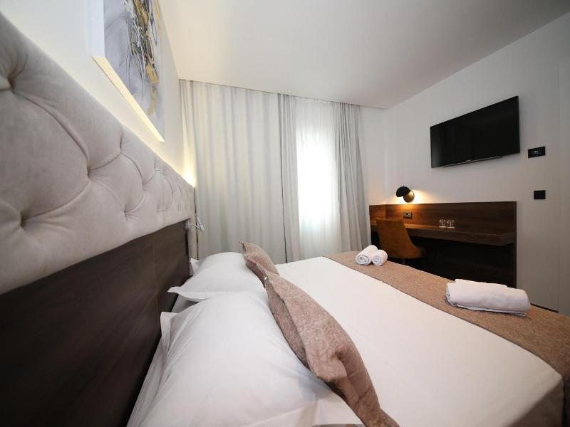 Hotel Scala image