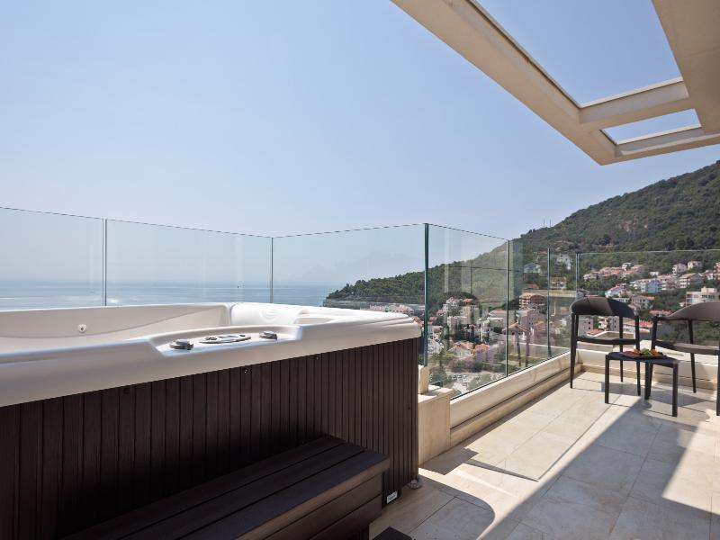 AMI Budva Petrovac image