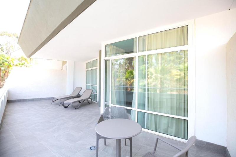 Gara Suites Golf & Spa image