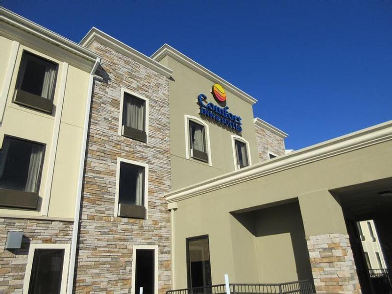 Comfort Inn & Suites Airport Baton Rouge
