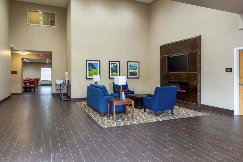 Comfort Inn & Suites Airport Baton Rouge