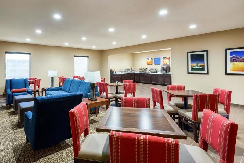 Comfort Inn & Suites Airport Baton Rouge