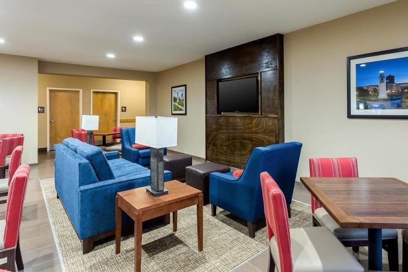 Comfort Inn & Suites Airport Baton Rouge
