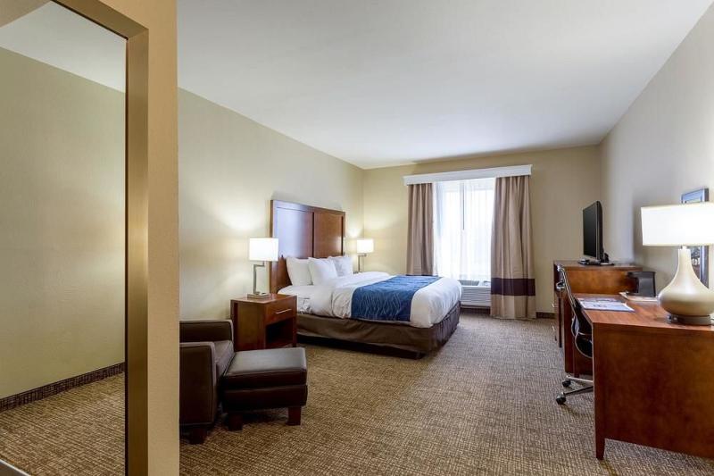 Comfort Inn & Suites Airport Baton Rouge