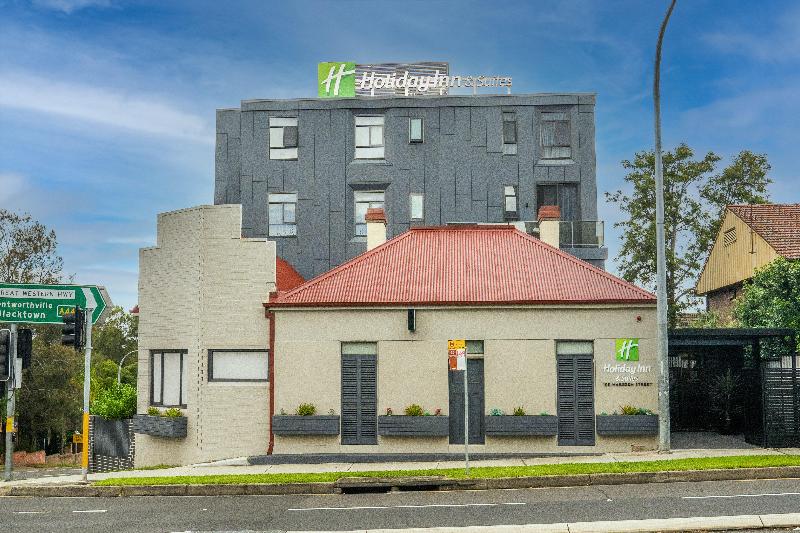 Gladius Hotel and Suites Parramatta image